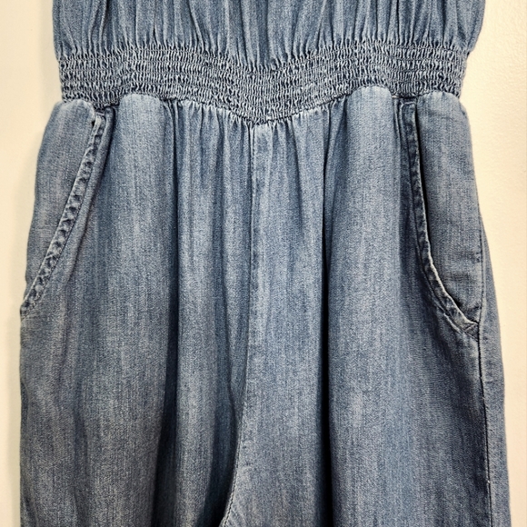 🌸 💙 GAP Kids Cotton Denim Blue Jumpsuit, Size 8 ~ EUC - Picture 4 of 10